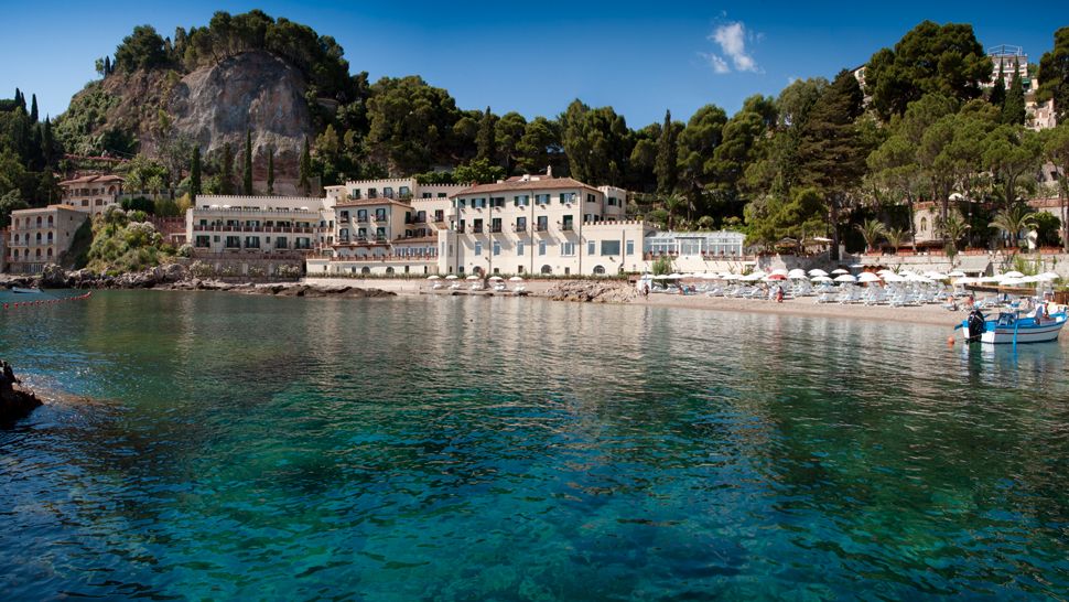 Hoy visitaremos este encantador rincón italiano llamado Belmond Villa Sant’Andrea