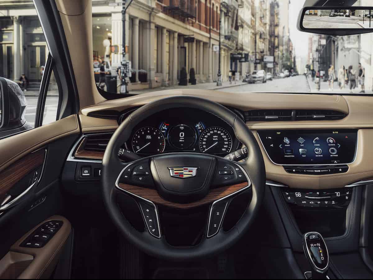 Con la nueva XT5 Crossover 2019, Cadillac continúa colocándose entre los primeros fabricantes de SUVs Premium de lujo