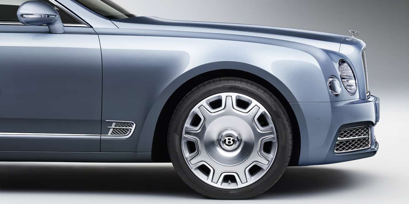 Bentley actualiza totalmente su versión sedán de lujo “Mulsanne” y ahora luce más imponente