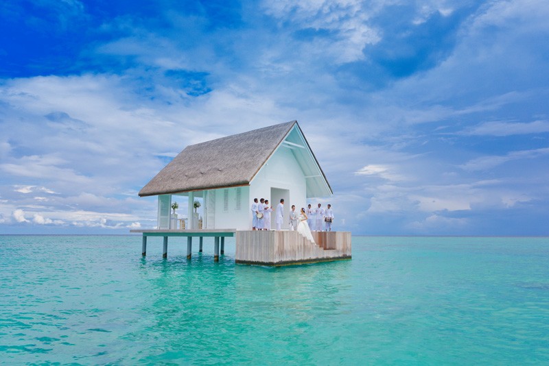 Esta increíble capilla sobre el mar en las Maldivas ha sido nombrada el destino más romántico para bodas en el planeta