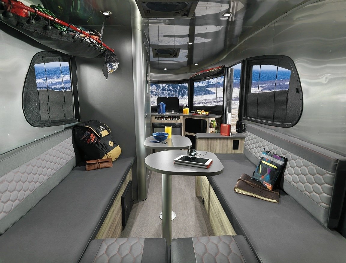 Basecamp: La nueva caravana de Airstream con la que querrás viajar al fin del mundo