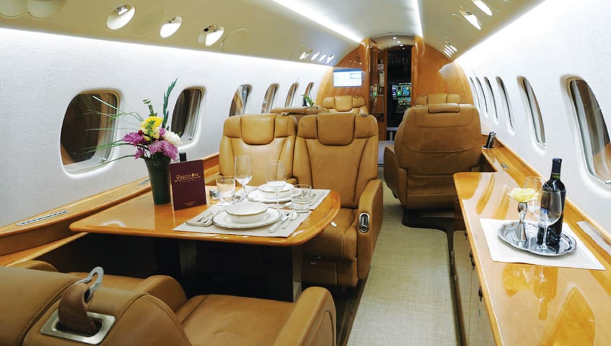 Así es el fabuloso proceso de compra y entrega de un súper jet privado de Embraer Executive Jets