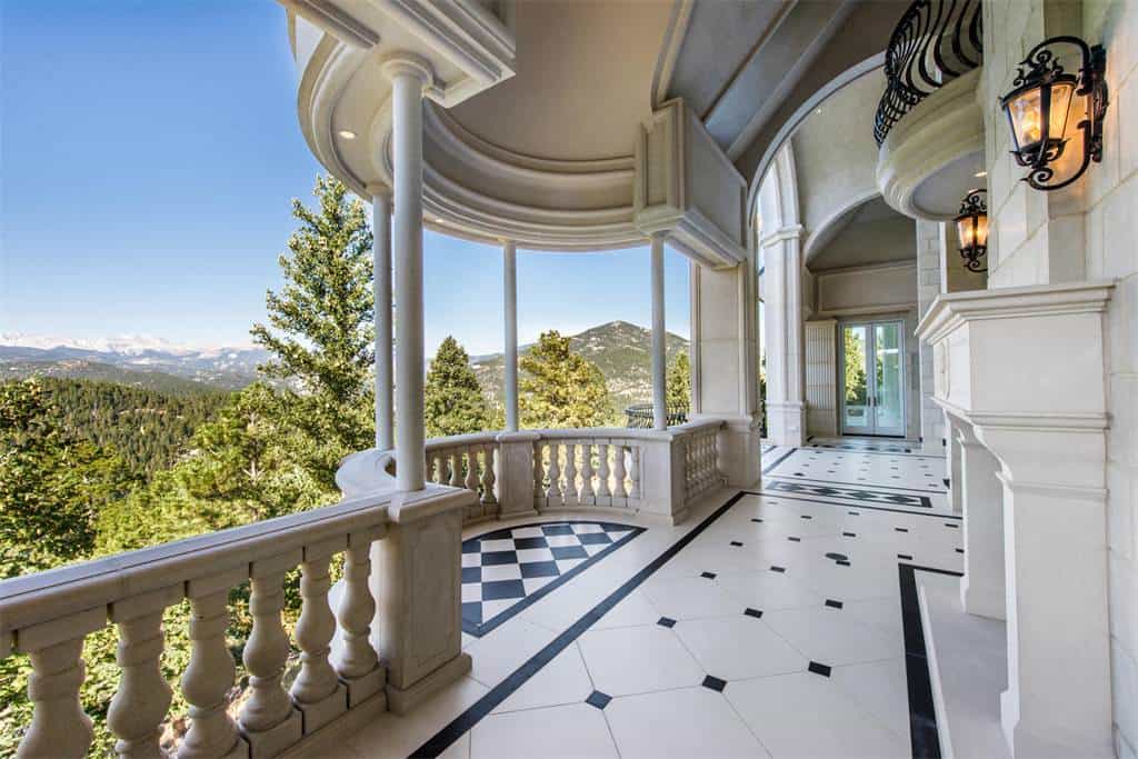 Conoce el espectacular Chateau V en Colorado, un castillo a la venta en $17.5 millones