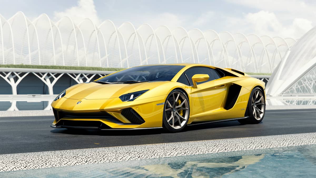 El nuevo Lamborghini Aventador S ofrece más potencia y rendimiento