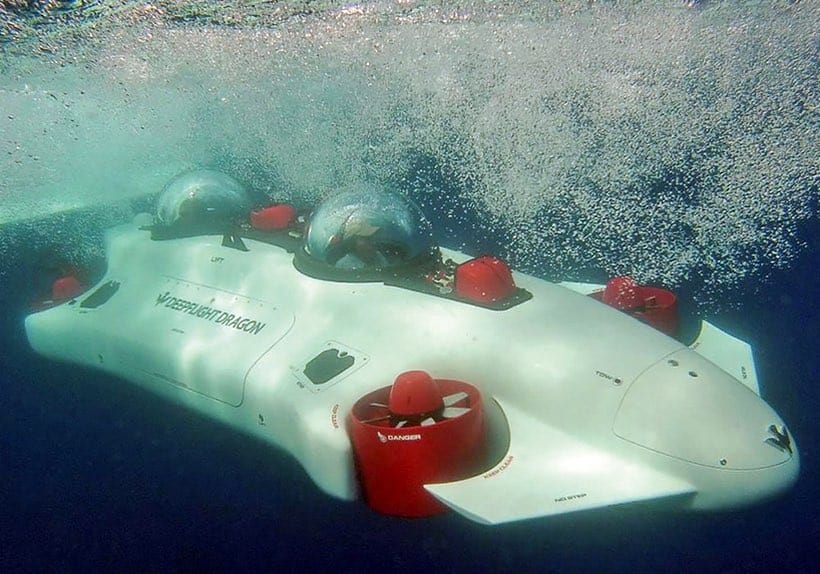 Undersea Aquahoverer: Un submarino personal de solo $1.5 millones, perfecto para explorar el mundo submarino