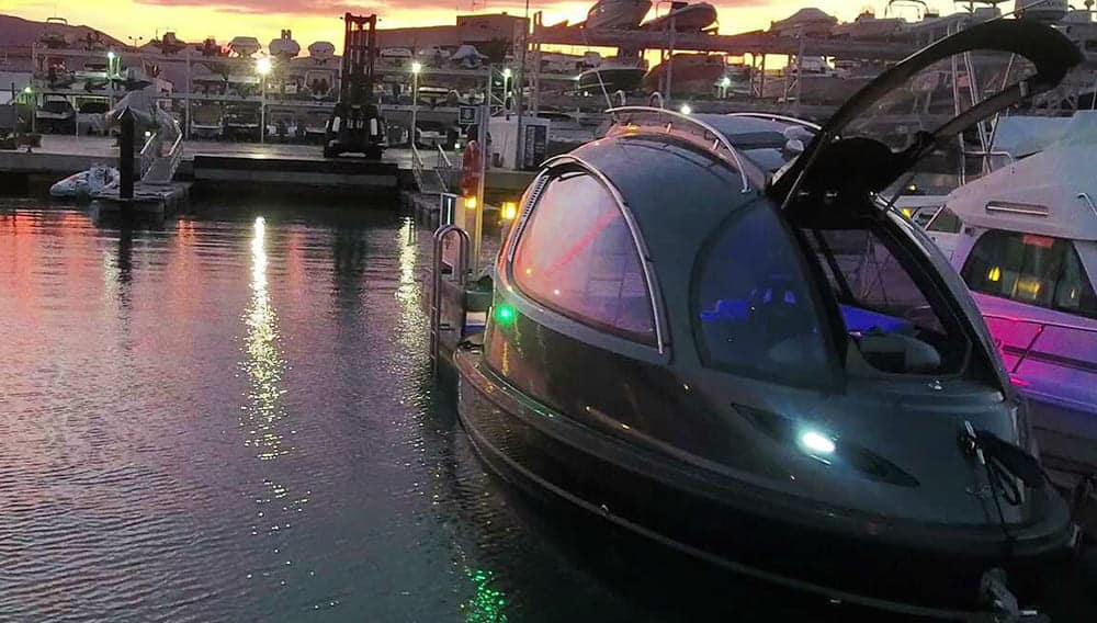 ¡Genial! Jet Capsule: La futurista embarcación súper lujosa para que los ricos se diviertan en el agua