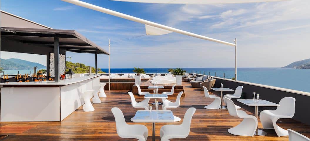 El Revival Spa by Clarins del hotel Aguas de Ibiza te ofrece nuevos tratamientos adelgazantes para lucir cuerpo en verano