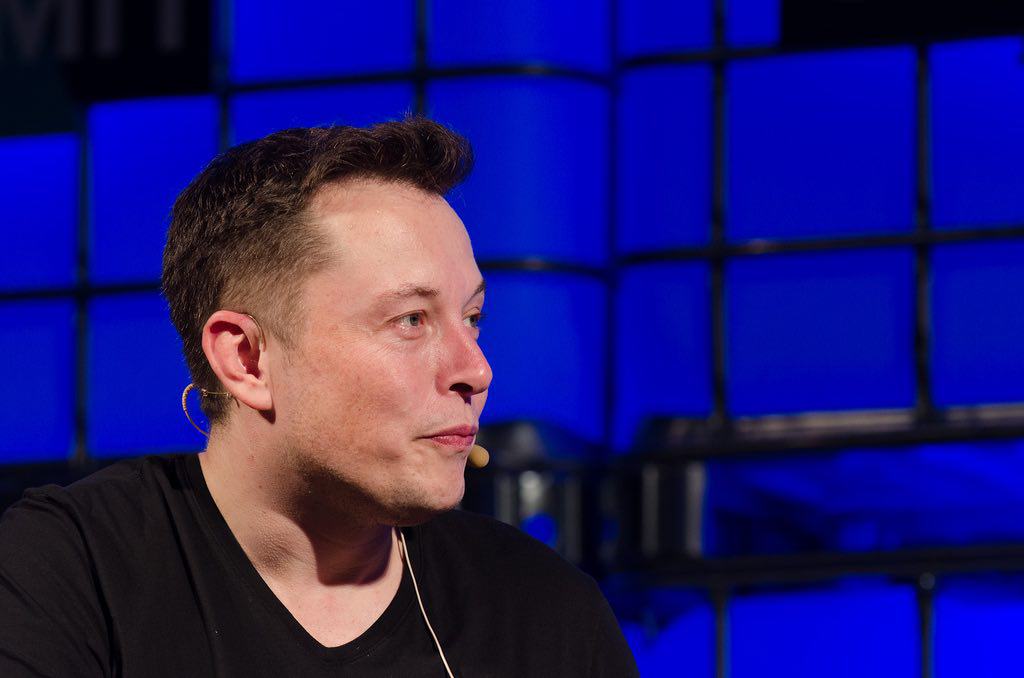 Vea cómo gastan su dinero estos 7 magnates de la tecnología: Elon Musk