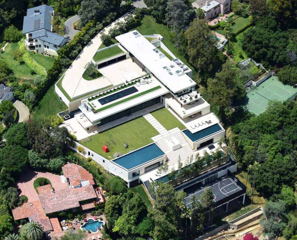 Jay-Z y Beyoncé ofrecen $120 millones por esta mega mansión en Bel-Air, California