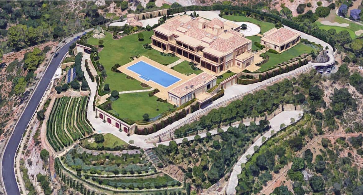 ¡Renovación terminada! La ultra opulenta villa de Vladimir Putin en la Costa del Sol, España