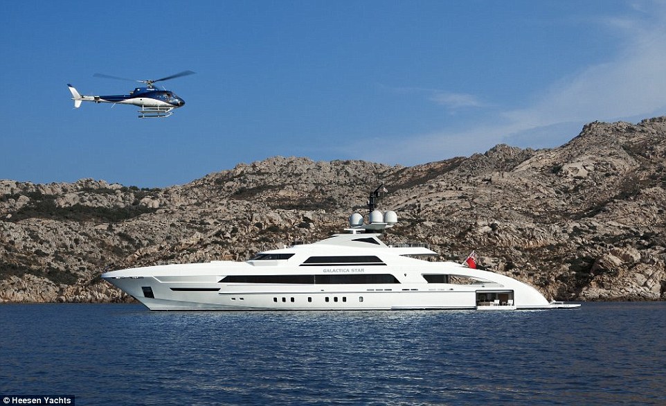 ntra al GALACTICA STAR, un mega yate de $75 millones y el preferido por los magnates para sus vacaciones por el mediterráneo