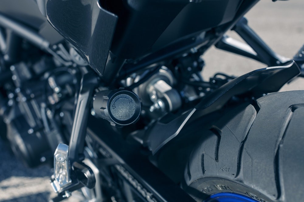 Yamaha presenta la NIKEN 2018, un bestial motocicleta de 3 ruedas para las carreteras