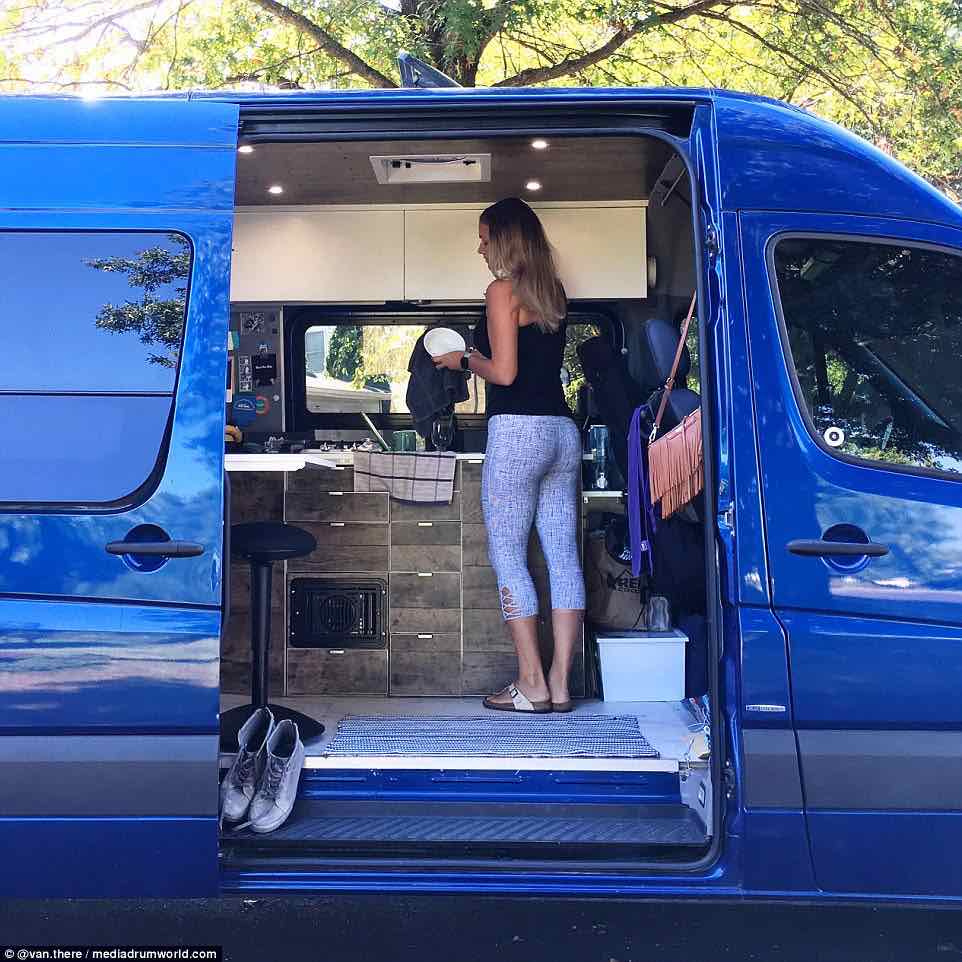 Conozca Mike y Jessica Shisler, la pareja que empacó toda su vida en una furgoneta para recorrer EE.UU.