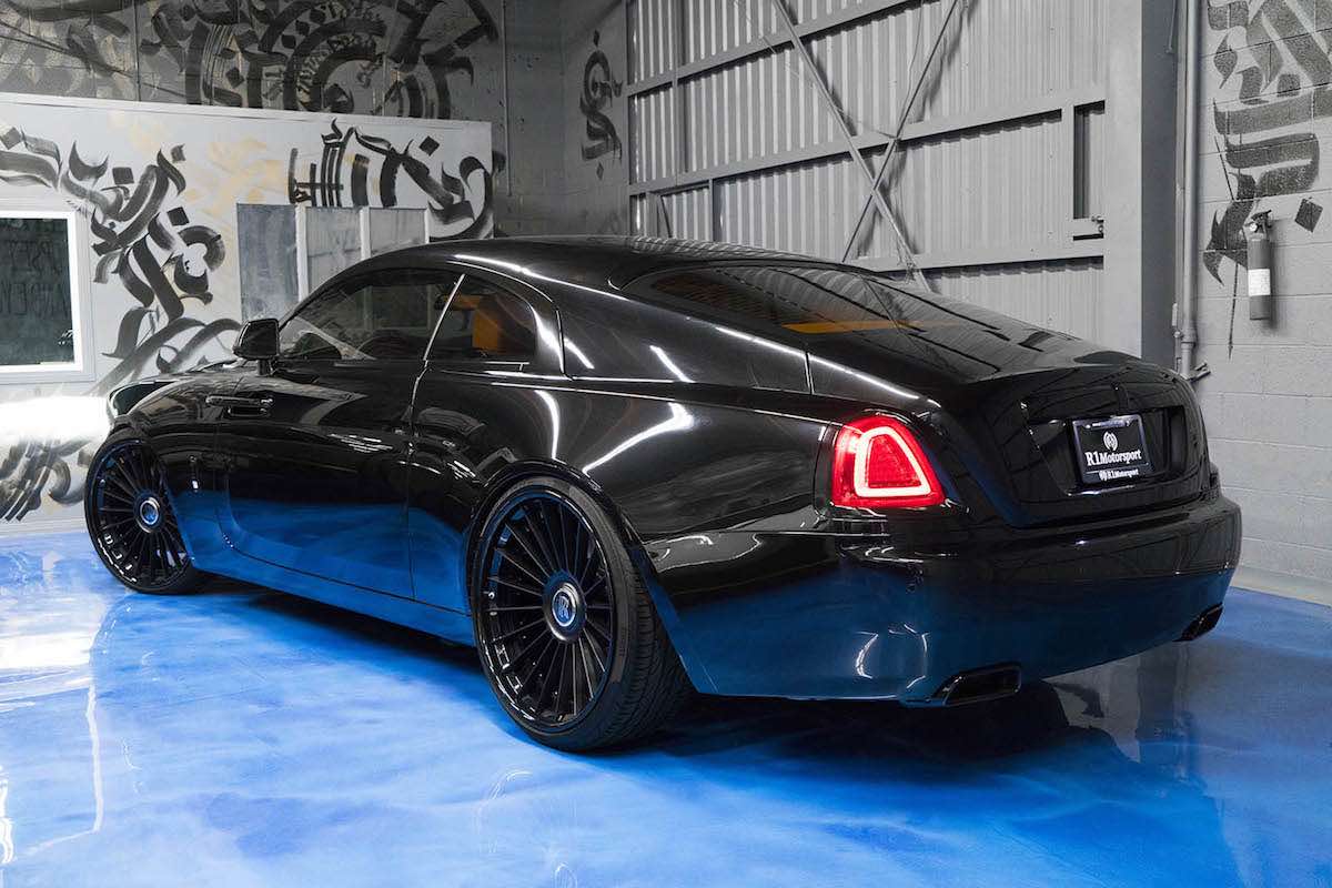 Te presentamos el Rolls-Royce Wraith "Black Edition" por R1 Motorsport