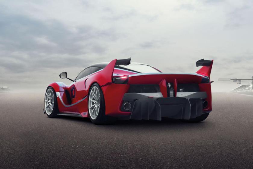 Ferrari presentó el FXX K: Superdeportivo sólo para las pistas de carreras
