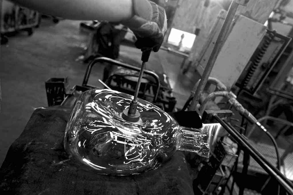 LOUIS XIII presenta Le Salmanazar, el único y exclusivo decantador de cristal de 9-LITROS jamás creado