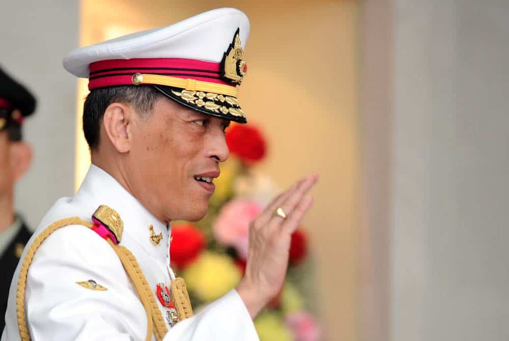 El rey de Tailandia entró en el Nº2 de los jefes de estado más ricos.