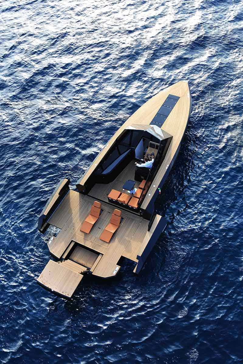 EVO 43: Un elegante y multifacético yate por Evo Yachts