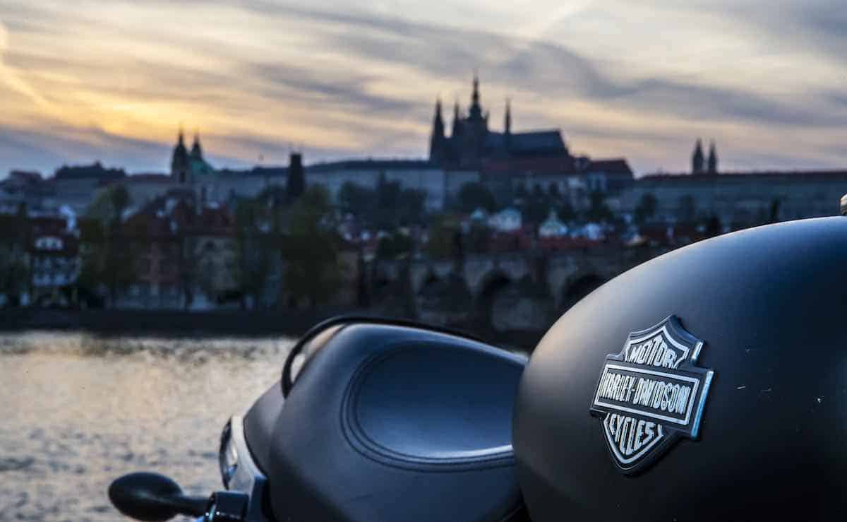 Mandarin Oriental, Praga celebra el 115 aniversario de Harley- Davidson