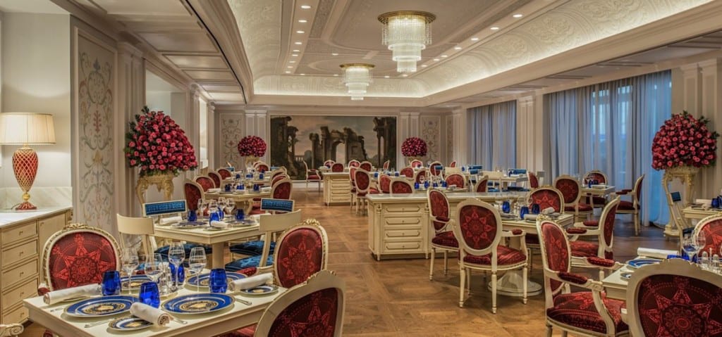El ultra opulento Palazzo Versace Dubai lleva el lujo a otro nivel