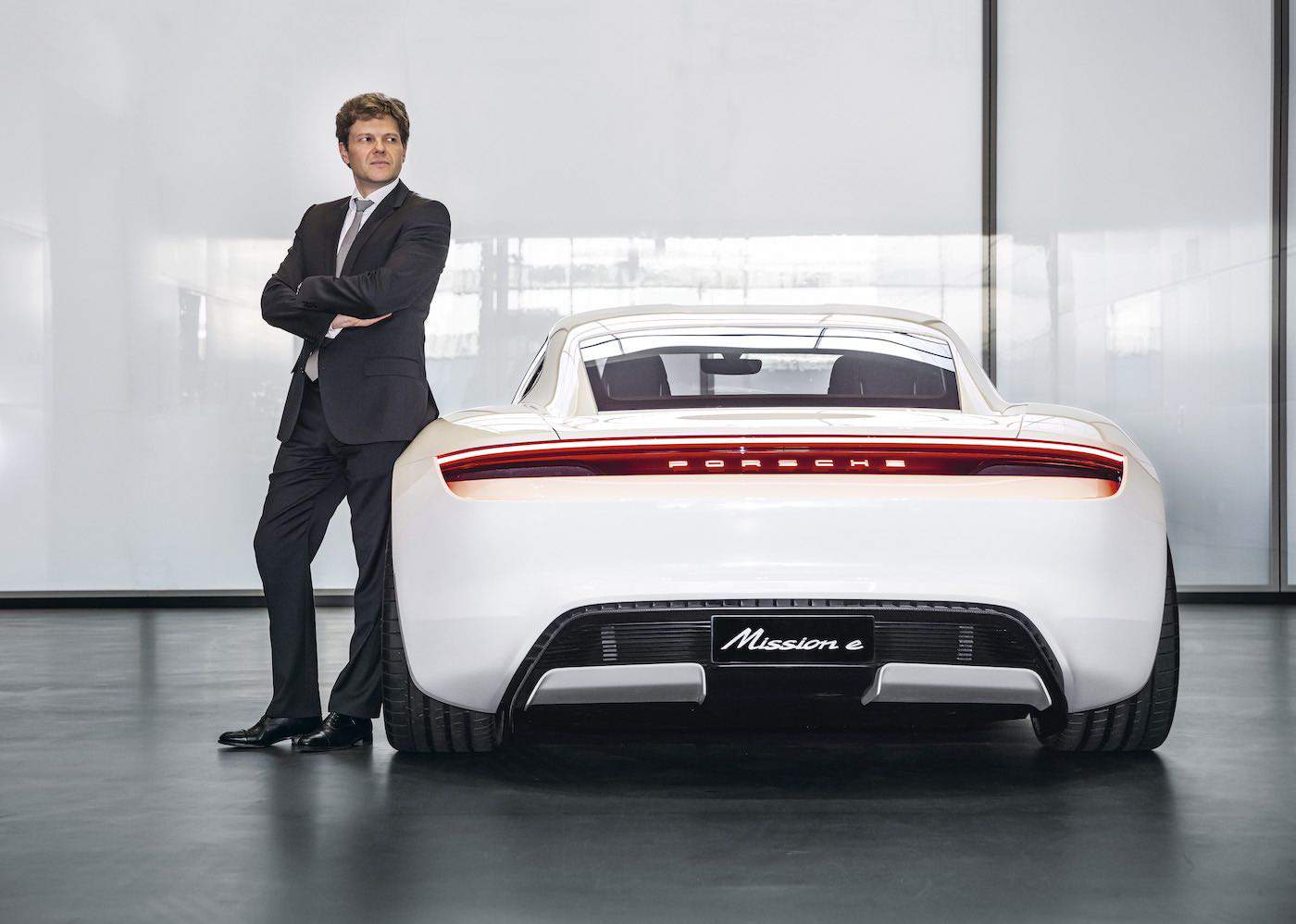 El TAYCAN ofrecerá el mismo placer de manejo que un Porsche convencional