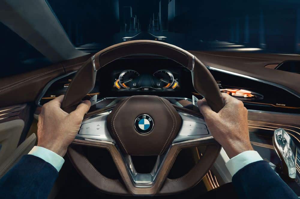 BMW tiene grandes planes para el 2020: Un súper lujoso modelo que luciría como un Rolls Royce y un auto 100% eléctrico