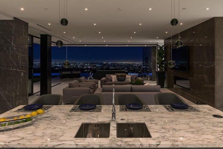 Ultra lujosa mega mansión en Bel-Air, California con sorprendente precio de $55 MILLONES