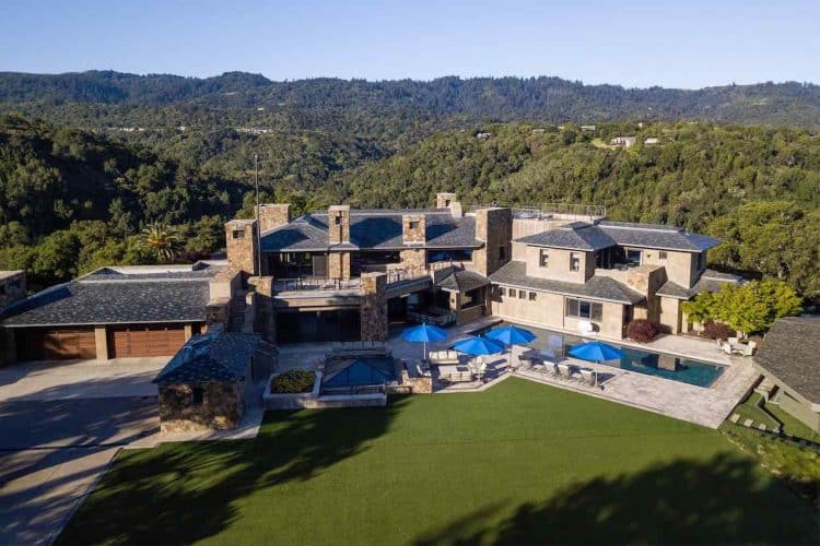 El multimillonario tecnológico Scott McNealy, acaba de poner su lujosa mega mansión de Palo Alto, California por $100 millones