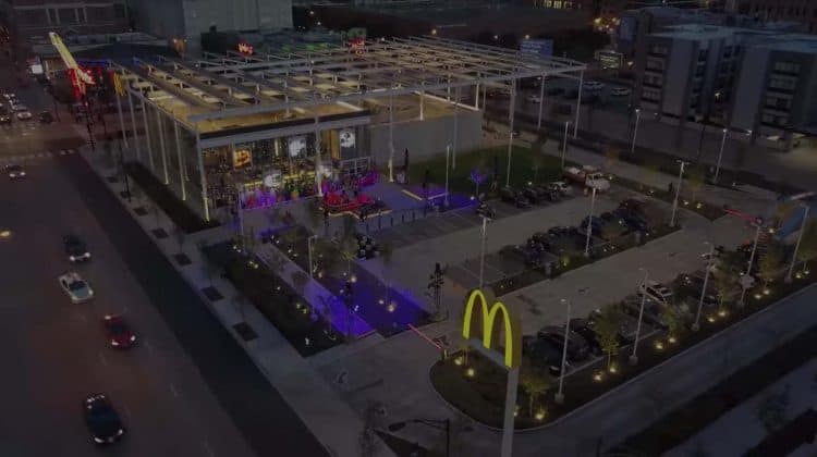 El restaurante insignia de McDonald’s ofrecerá un espectáculo de luces sin igual para celebrar Halloween durante el mes de octubre