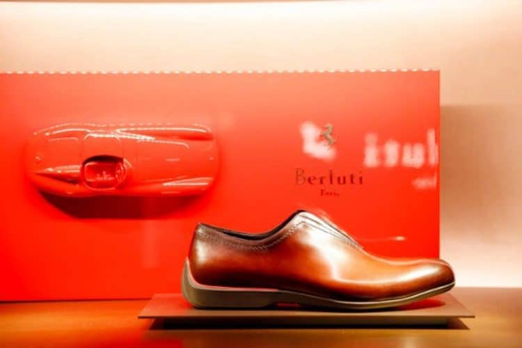 BERLUTI colabora con Ferrari en una exclusiva línea de zapatos de edición limitada