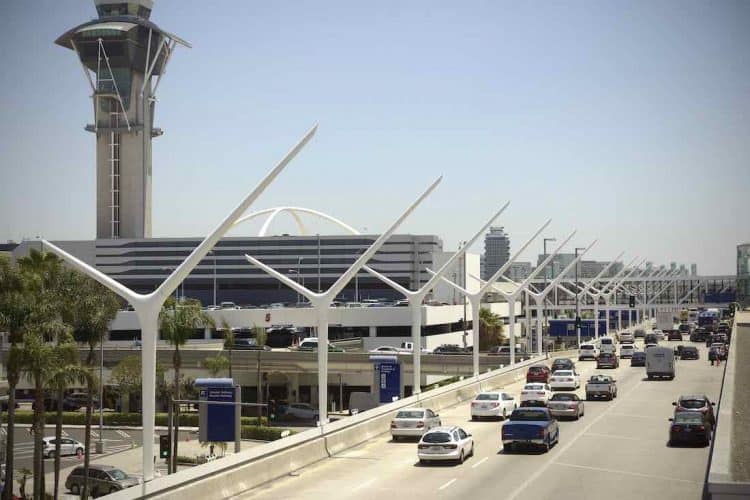 Aeropuerto Internacional de Los Ángeles, LAX