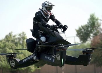 La policía de Dubai pronto será vista patrullando las calles en motocicletas voladoras como drones