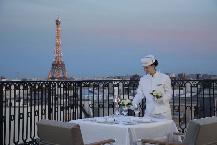The Peninsula Paris: Secret Table en el tejado