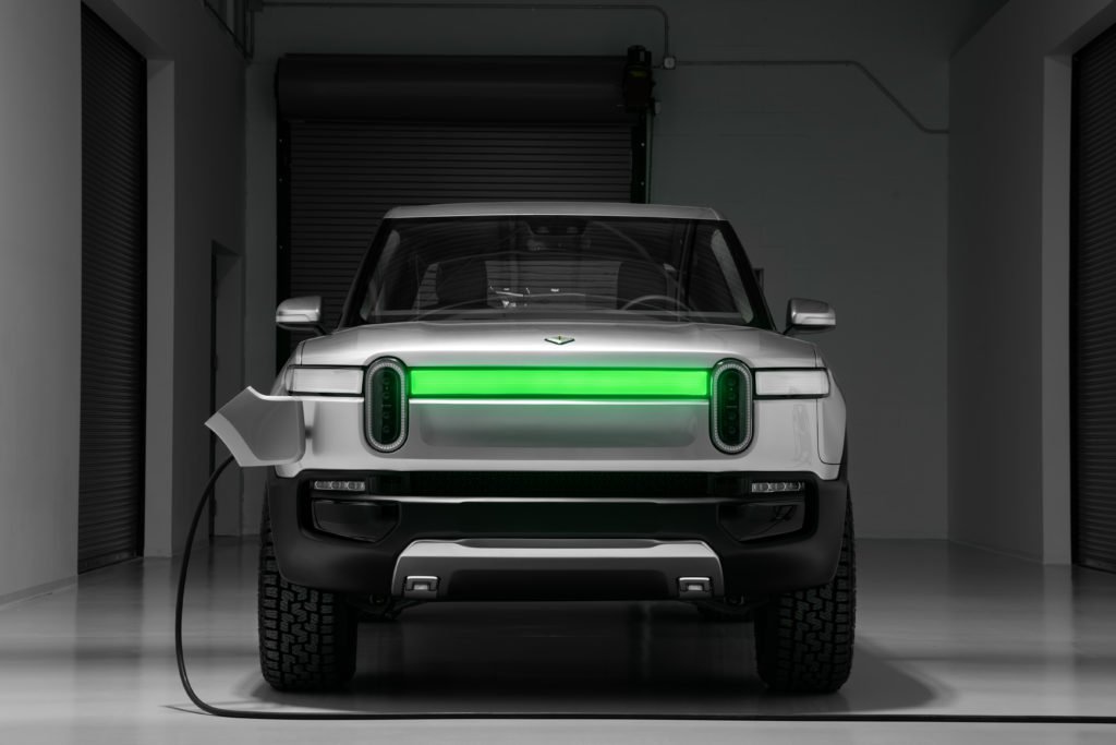 Rivian presenta una camioneta "Pickup" totalmente eléctrica con increíbles especificaciones