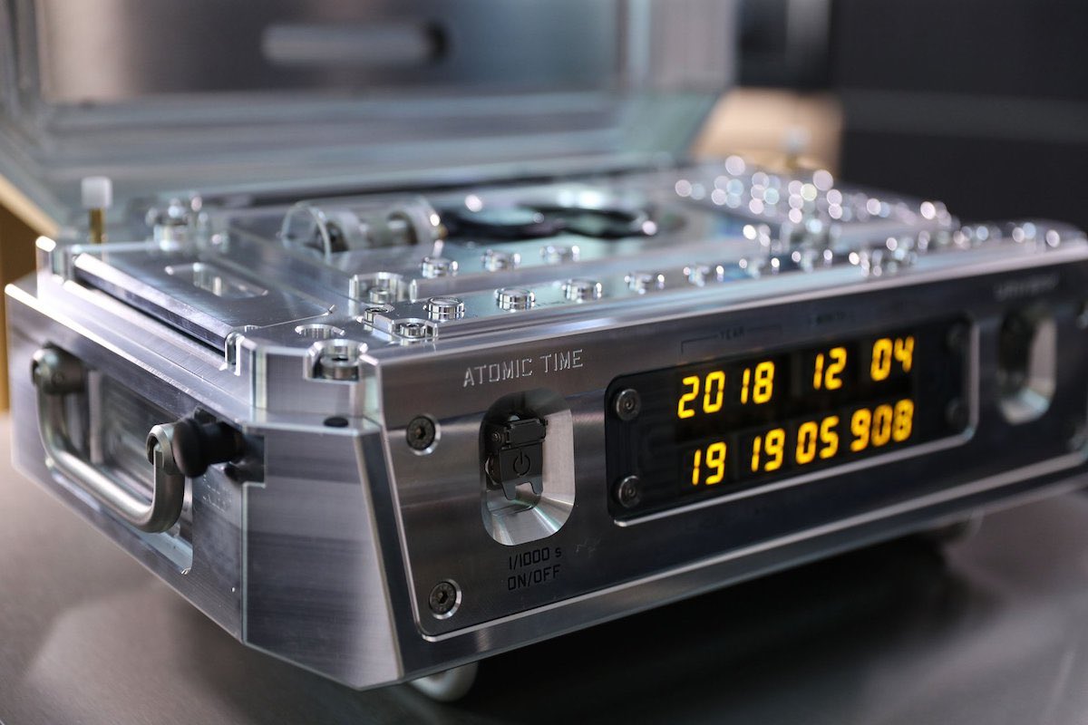 La última creación de Urwerk, un innovador reloj atómico de edición limitada que cuesta $2,7 millones