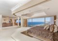 Via Casa Alta: Esta hermosa mansión de tres pisos y majestuosas vistas al océano en La Jolla, California se vendió por solo $5 millones