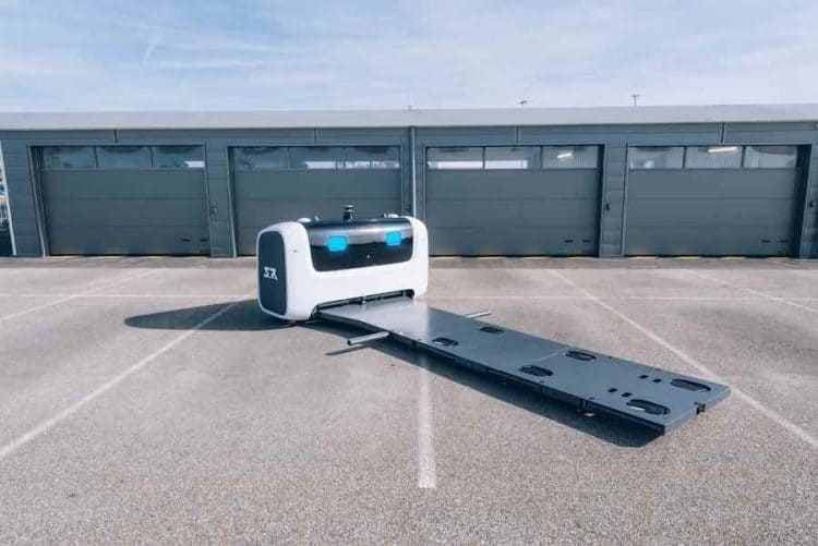 El aeropuerto londinense de Gatwick experimentará con robots aparcacoches autónomos Stan que estacionarán sus vehículos
