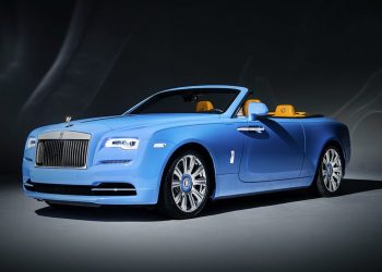 Este Rolls-Royce convertible azul cielo es simplemente ¡HERMOSO!