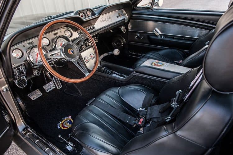 Este bestial Shelby Mustang G.T.500 CR recibe un toque de potencia por Classic Recreations