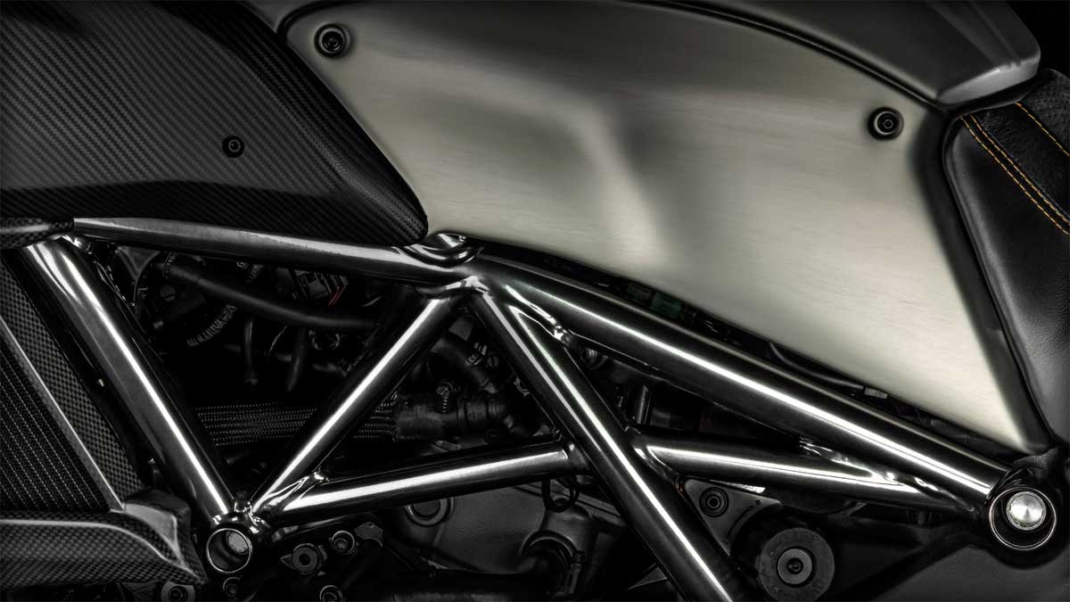 Ducati Diavel Titanium Limited Edition