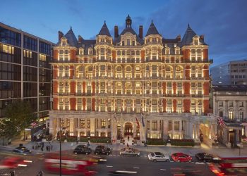 Mandarin Oriental Group anuncia la apertura completa de Mandarin Oriental Hyde Park, Londres