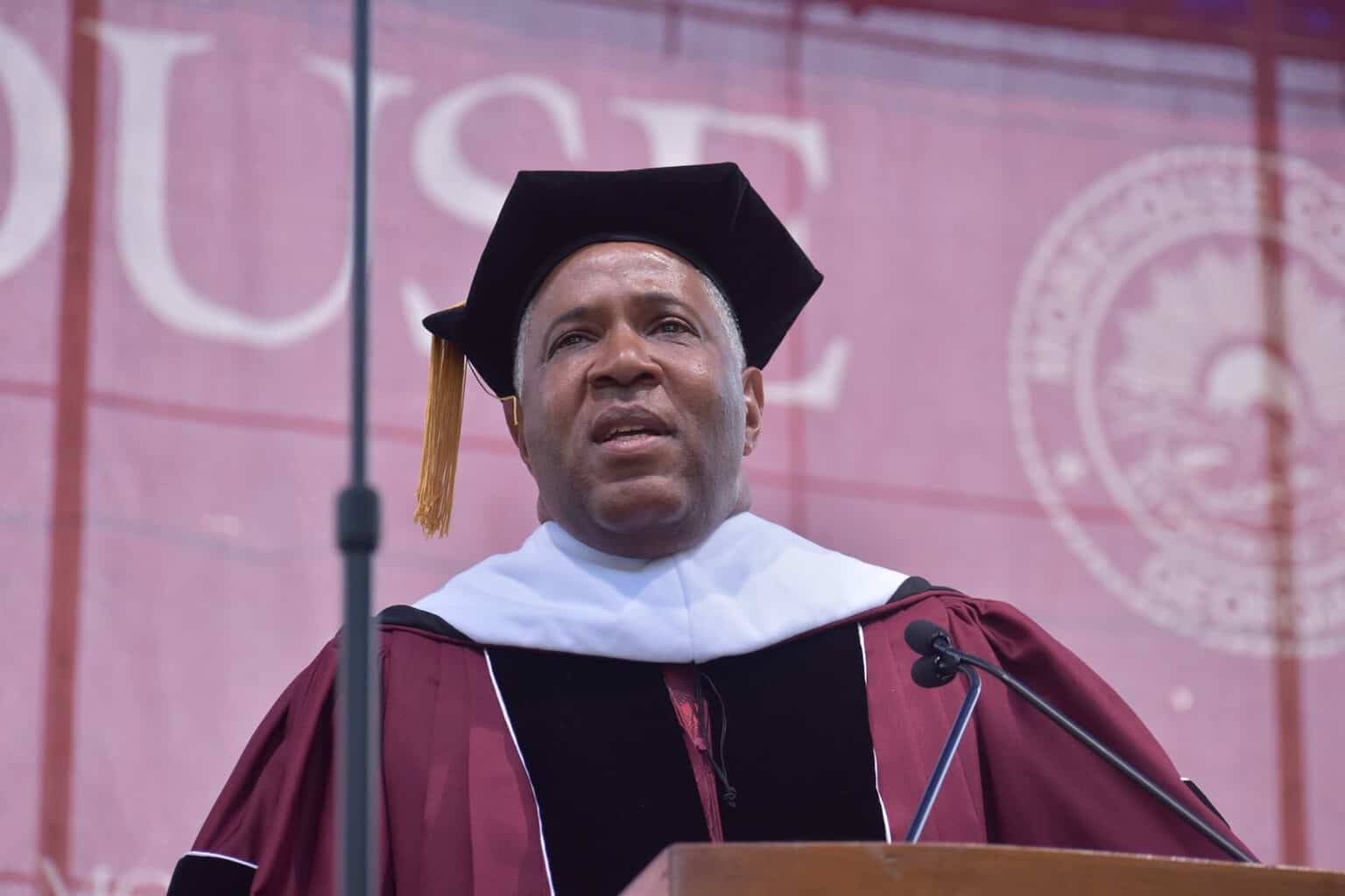 Robert F. Smith, el multimillonario afroamericano más rico de los Estados Unidos pagará toda la deuda estudiantil de los graduados de Morehouse College en 2019