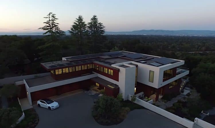 Mega espectacular complejo arquitectónico; La mejor oferta inmobiliaria en 10718 Mora Drive, Los Altos Hills, California.