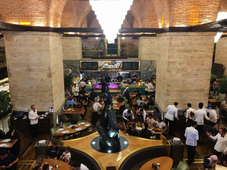 Restaurante Nusr-Et, Gran Bazar, Estambul, Turquía