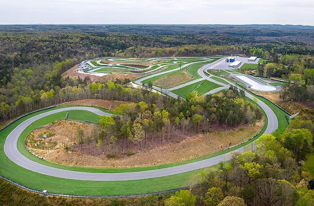 Atlanta Motorsports Park; Exclusivo circuito de carreras tipo "Club privado" para conductores aficionados