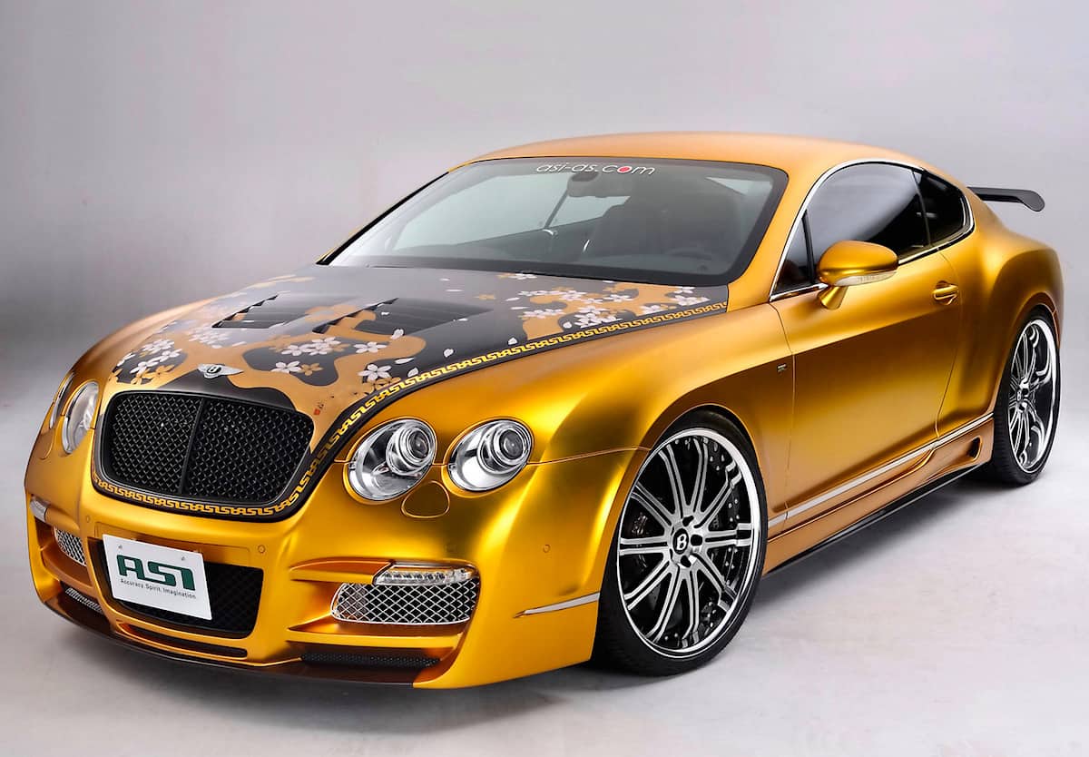 Exclusivo Bentley W66 GTS chapado en oro