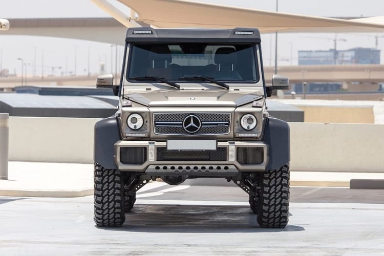 Bestial Mercedes-Benz G63 AMG 6×6 será subastada en Abu Dhabi | RM Sotheby’s