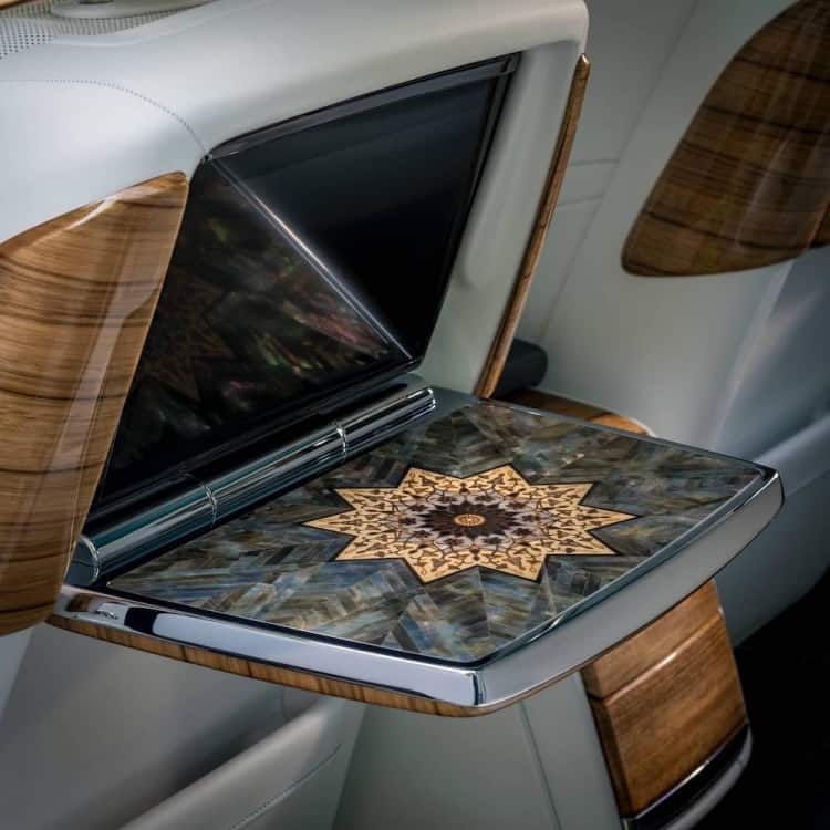 Rolls Royce presenta el Horology Phantom, hecho a la medida y en honor a los relojeros