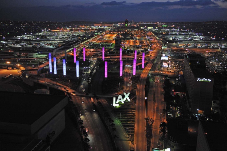 Aeropuerto Internacional de Los Ángeles, LAX