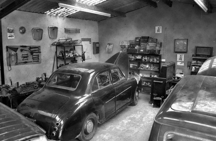 Antiguo Garage de autos